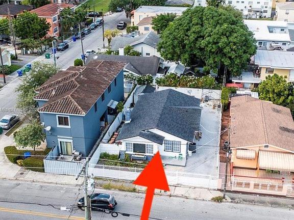B5 Best Value On Private Bedroom With Private Bathroom In Little Havana, マイアミ エクステリア 写真